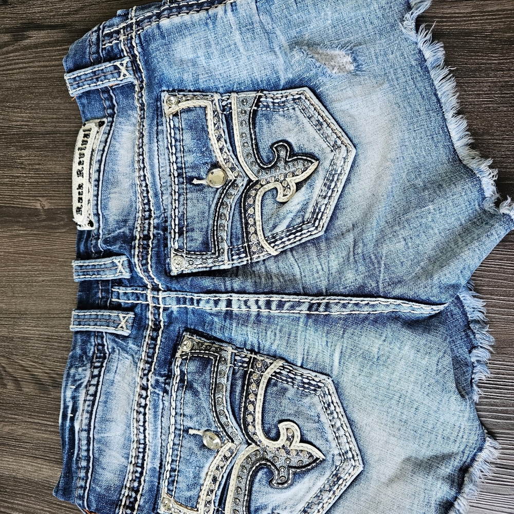 Rock Revival Embellished Denim Shorts Distressed Size 30